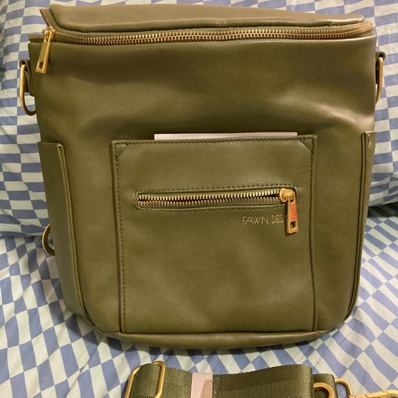 Fawn Design - Moss Green Mini Bag *EXCELLENT CONDITION* - Picture 3 of 16
